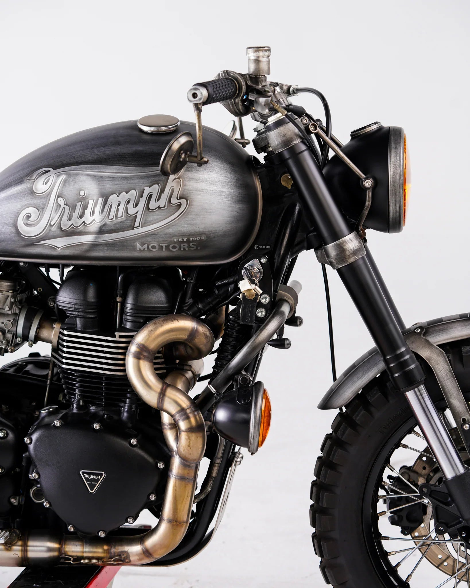 TRIUMPH BONNEVILLE - BONNIE BRITISH